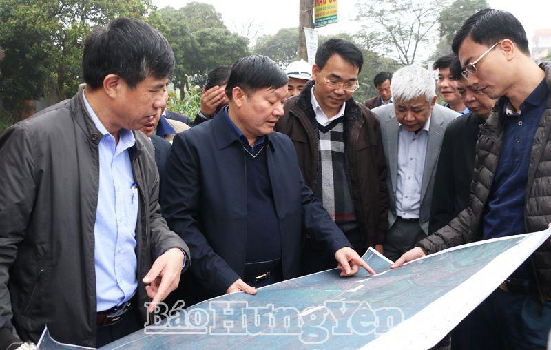 Chủ tịch UBND tỉnh Nguyễn Văn Phóng kiểm tra tiến độ một số dự án, công trình giao thông
