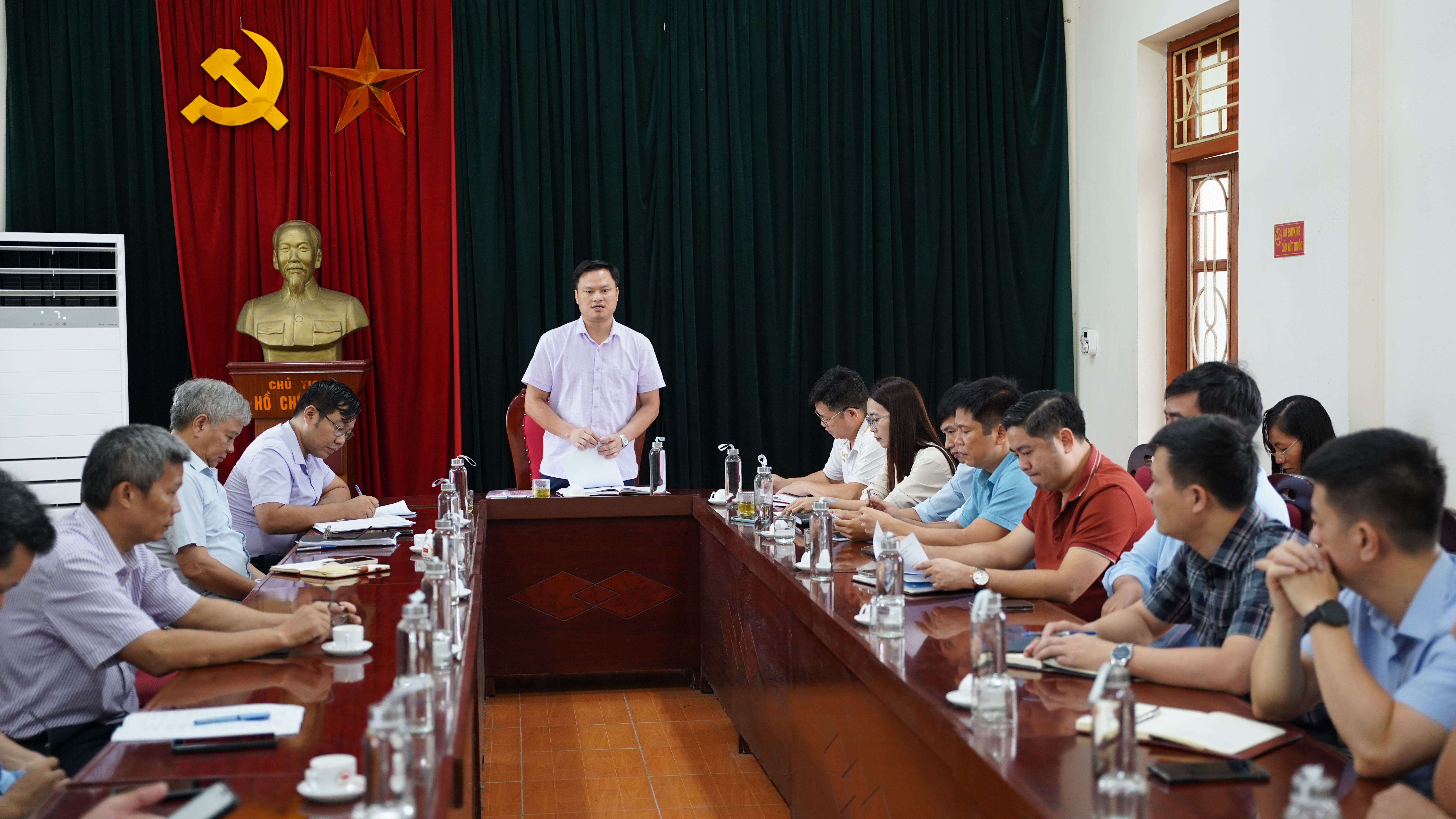 Xã Xuân Trúc tổ chức Hội nghị tháo gỡ khó khăn trong đầu tư công năm 2025.