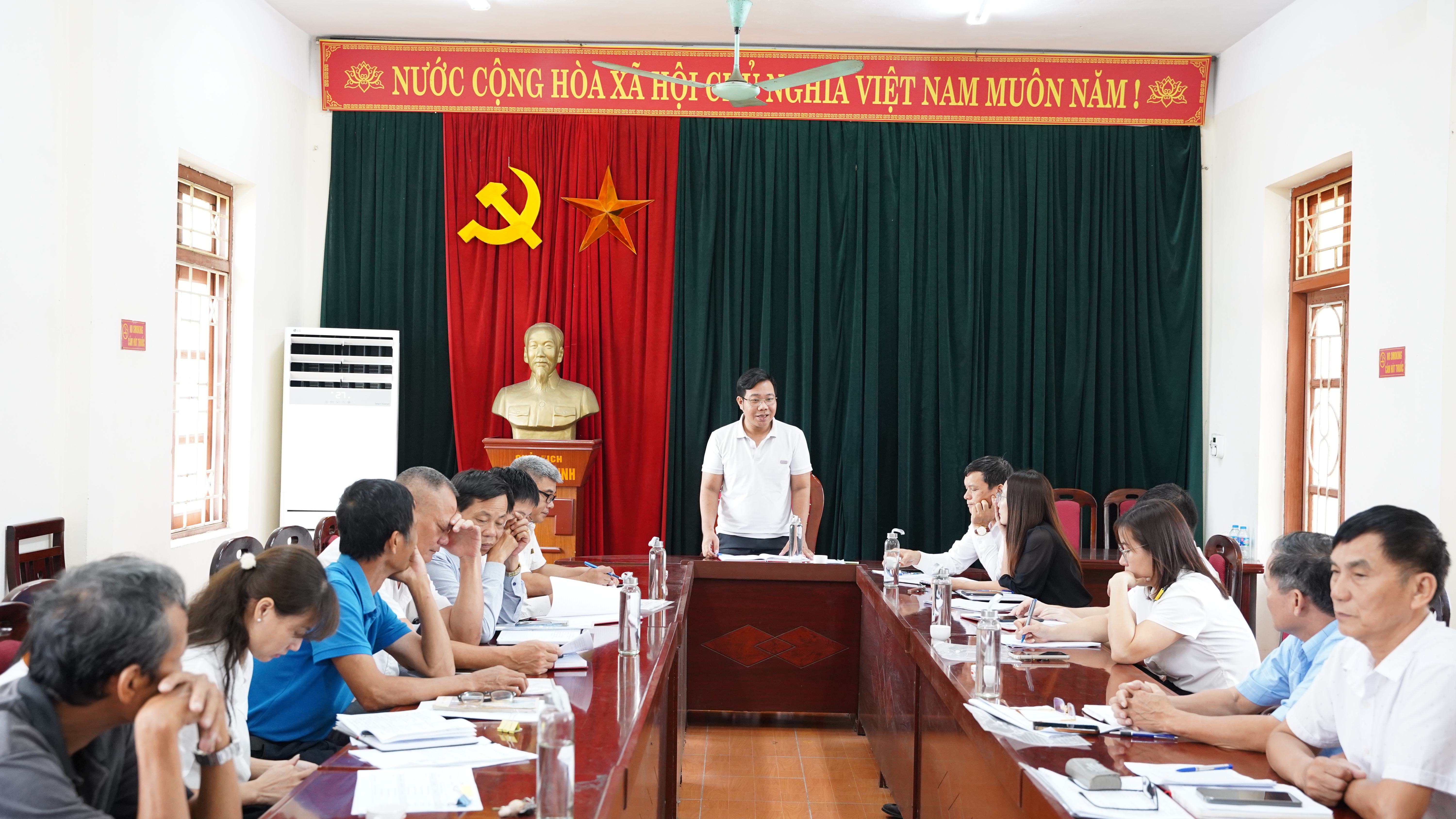Xã Xuân Trúc: TỔ CHỨC HỘI NGHỊ TRIỂN KHAI CÔNG TÁC THU THUẾ SỬ DỤNG ĐẤT PHI NÔNG NGHIỆP NĂM 2025