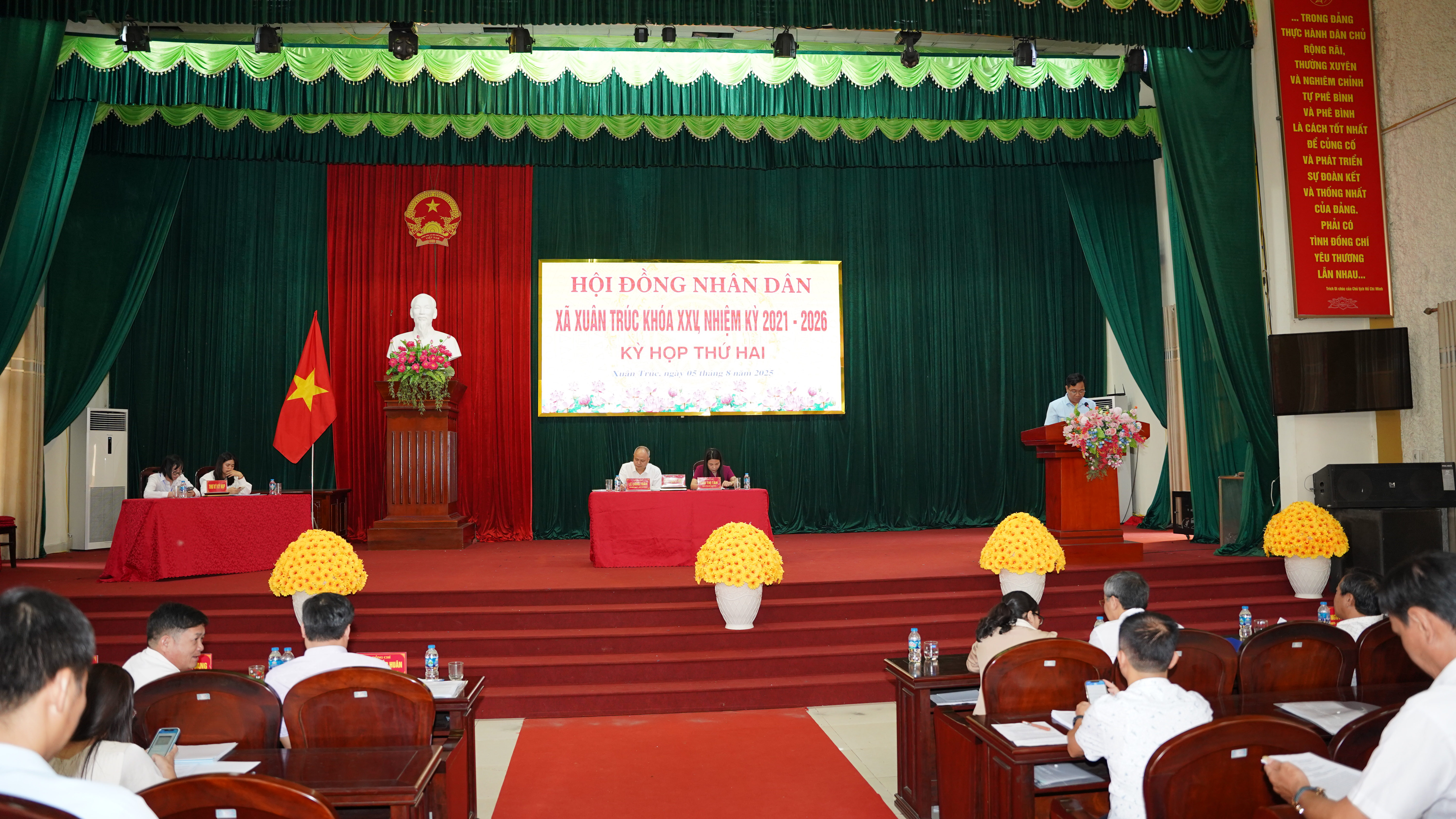 HĐND xã Xuân Trúc khoá XXV, nhiệm kỳ 2021 – 2026 tổ chức kỳ họp thứ hai