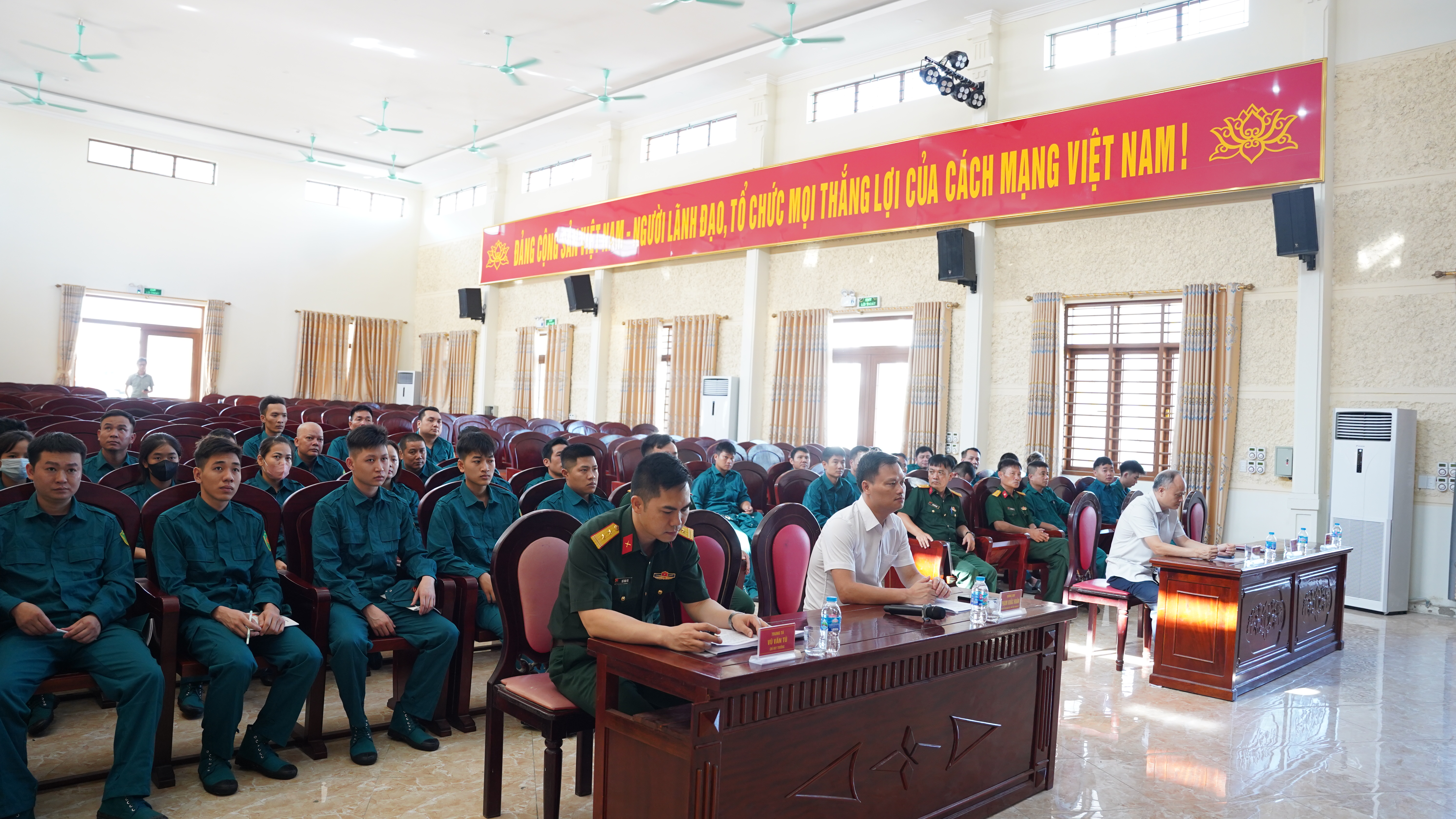 Xã Xuân Trúc khai mạc huấn luyện dân quân cơ động năm 2026
