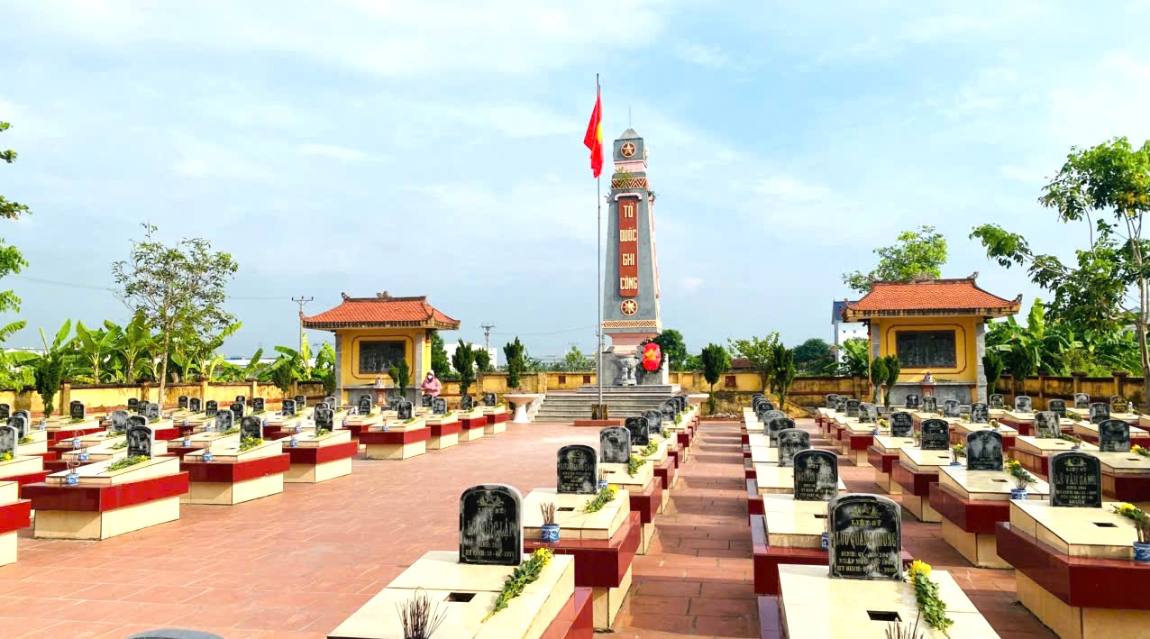 Xã Xuân Trúc hưởng ứng Chiến dịch “500 ngày đêm” đẩy mạnh tìm kiếm, quy tập và xác định danh tính hài cốt liệt sĩ
