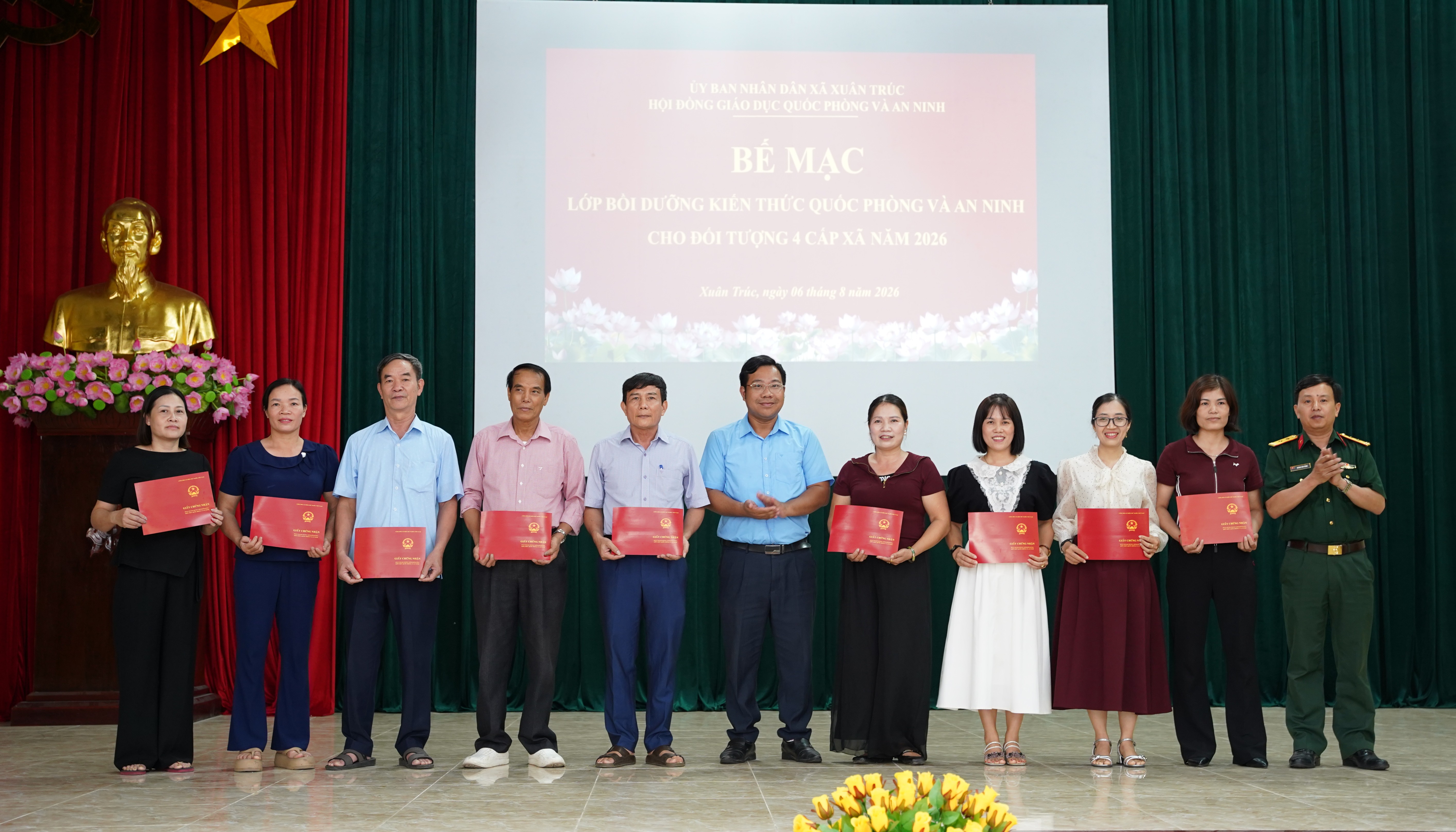 Xã Xuân Trúc bế mạc lớp bồi dưỡng kiến thức quốc phòng và an ninh cho đối tượng 4 cấp xã năm 2026