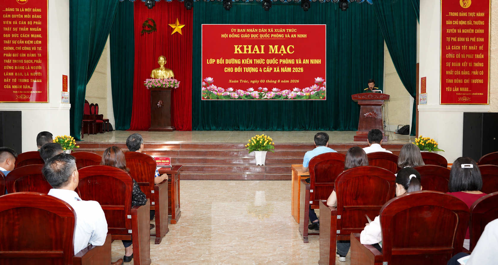XÃ XUÂN TRÚC KHAI MẠC LỚP BỒI DƯỠNG KIẾN THỨC QUỐC PHÒNG VÀ AN NINH CHO ĐỐI TƯỢNG 4 NĂM 2026