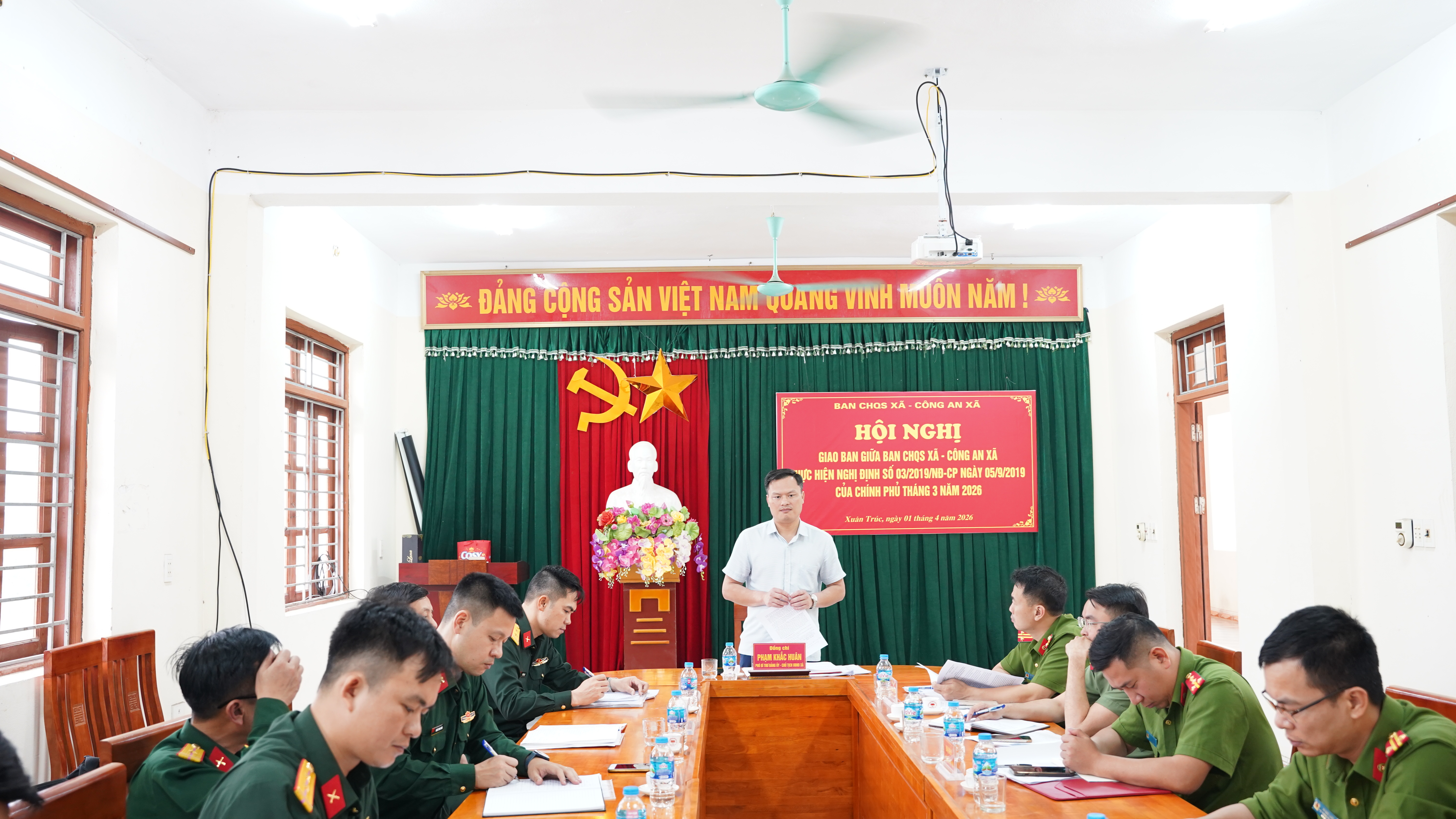Hội nghị giao ban giữa Ban Chỉ huy Quân sự - Công an xã Xuân Trúc