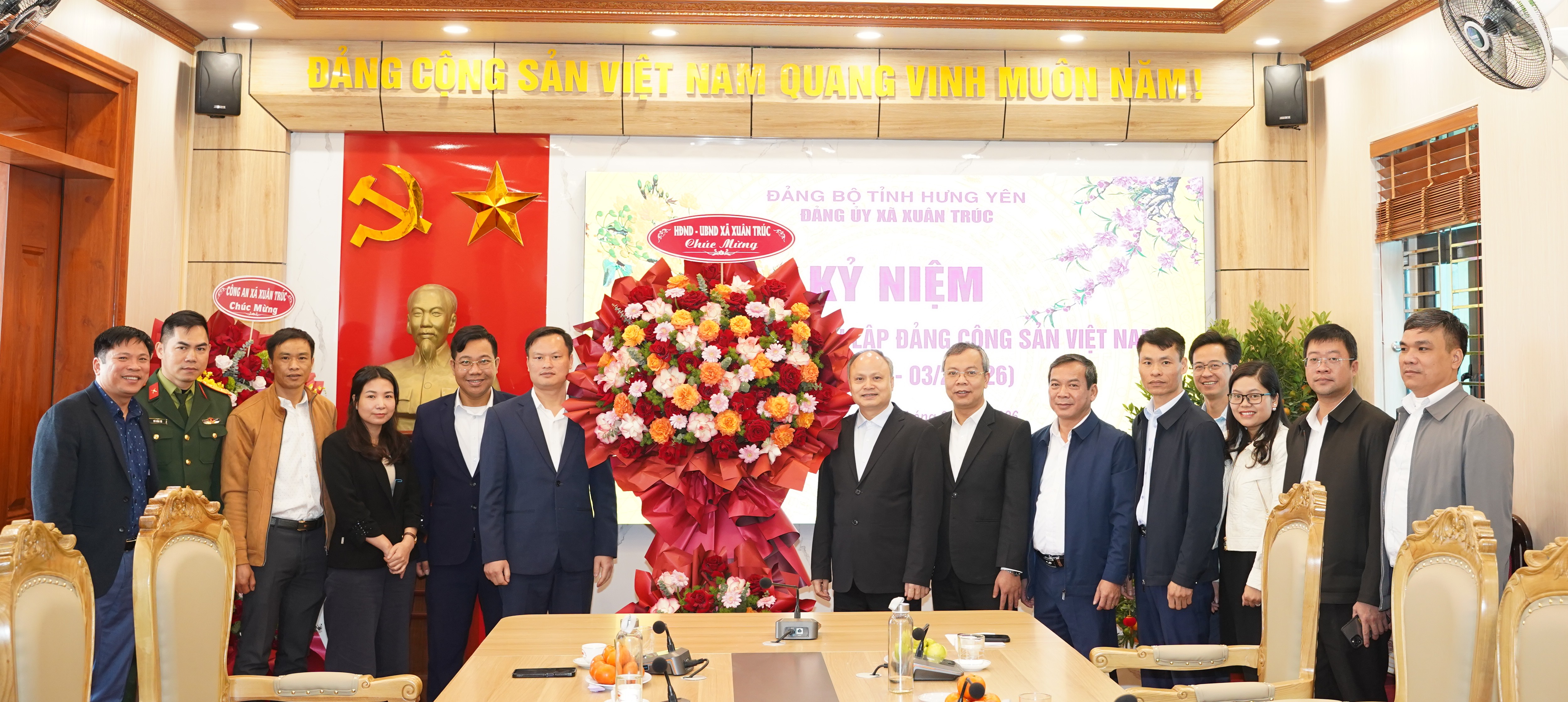 ĐẢNG ỦY XÃ XUÂN TRÚC TỔ CHỨC GẶP MẶT KỶ NIỆM 96 NĂM NGÀY THÀNH LẬP ĐẢNG CỘNG SẢN VIỆT NAM